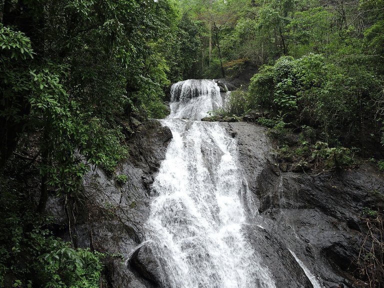 Bamanbudo Waterfall goa